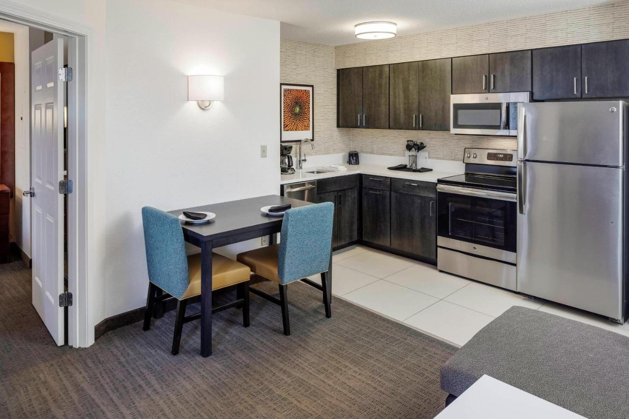 Residence Inn By Marriott Portsmouth Eksteriør billede
