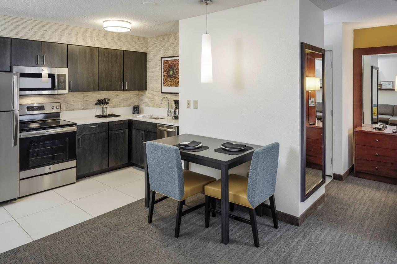 Residence Inn By Marriott Portsmouth Eksteriør billede
